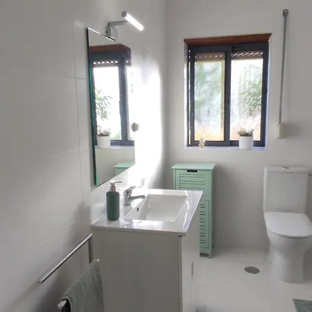 Nature Et Al House - Casa Uso Exclusivo E Jardim - Little Farm Bed & Breakfast 4*