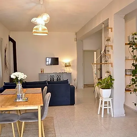 Bed & Breakfast Nature Et Al House - Casa Uso Exclusivo E Jardim - Little Farm