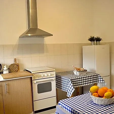 Nature Et Al House - Casa Uso Exclusivo E Jardim - Little Farm Bed & Breakfast