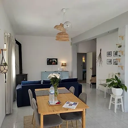 Nature Et Al House - Casa Uso Exclusivo E Jardim - Little Farm Bed & Breakfast Batalha