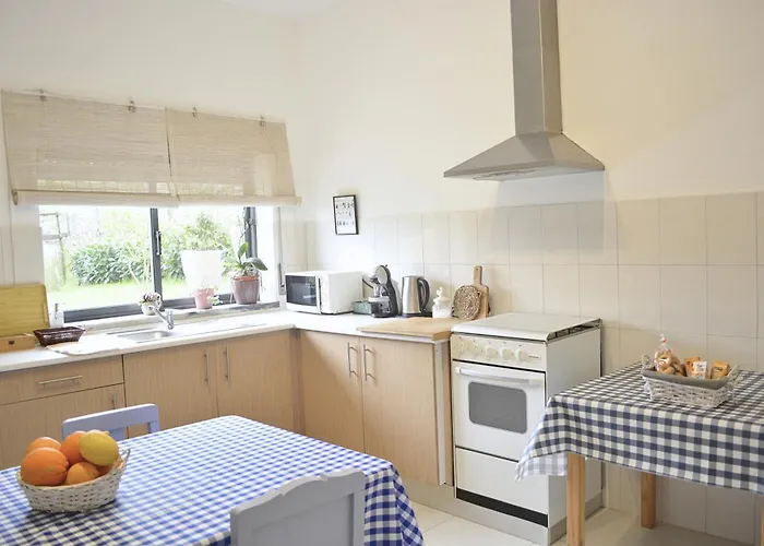 Nature Et Al House - Casa Uso Exclusivo E Jardim - Little Farm 4* Batalha